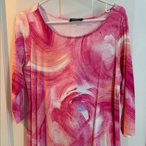 Miik 3/4 sleeve tshirt with swingy front detail